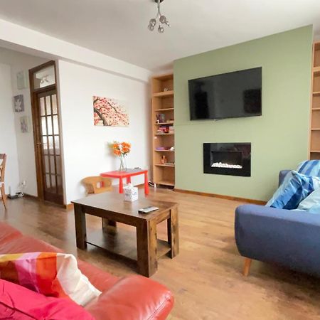 2 Bedrooms 2 Stations Лондон Экстерьер фото