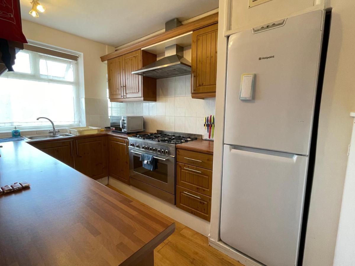 2 Bedrooms 2 Stations Лондон Экстерьер фото